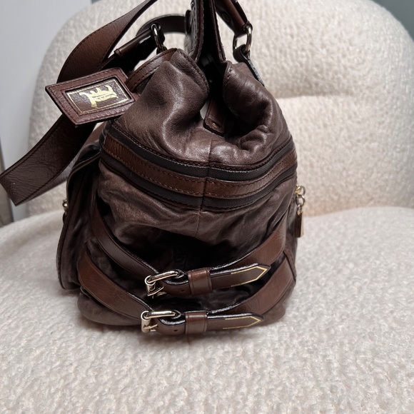 L.A.M.B. XL Classic (by Gwen Stefani), Leather Handbag in Chocolate Brown, EUC - Picture 9 of 14
